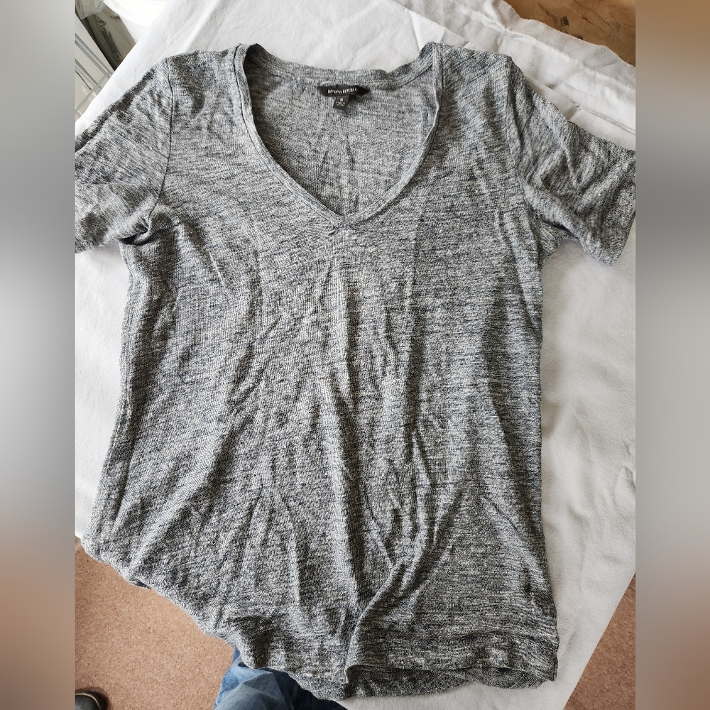 Banana Republic linen tshirt